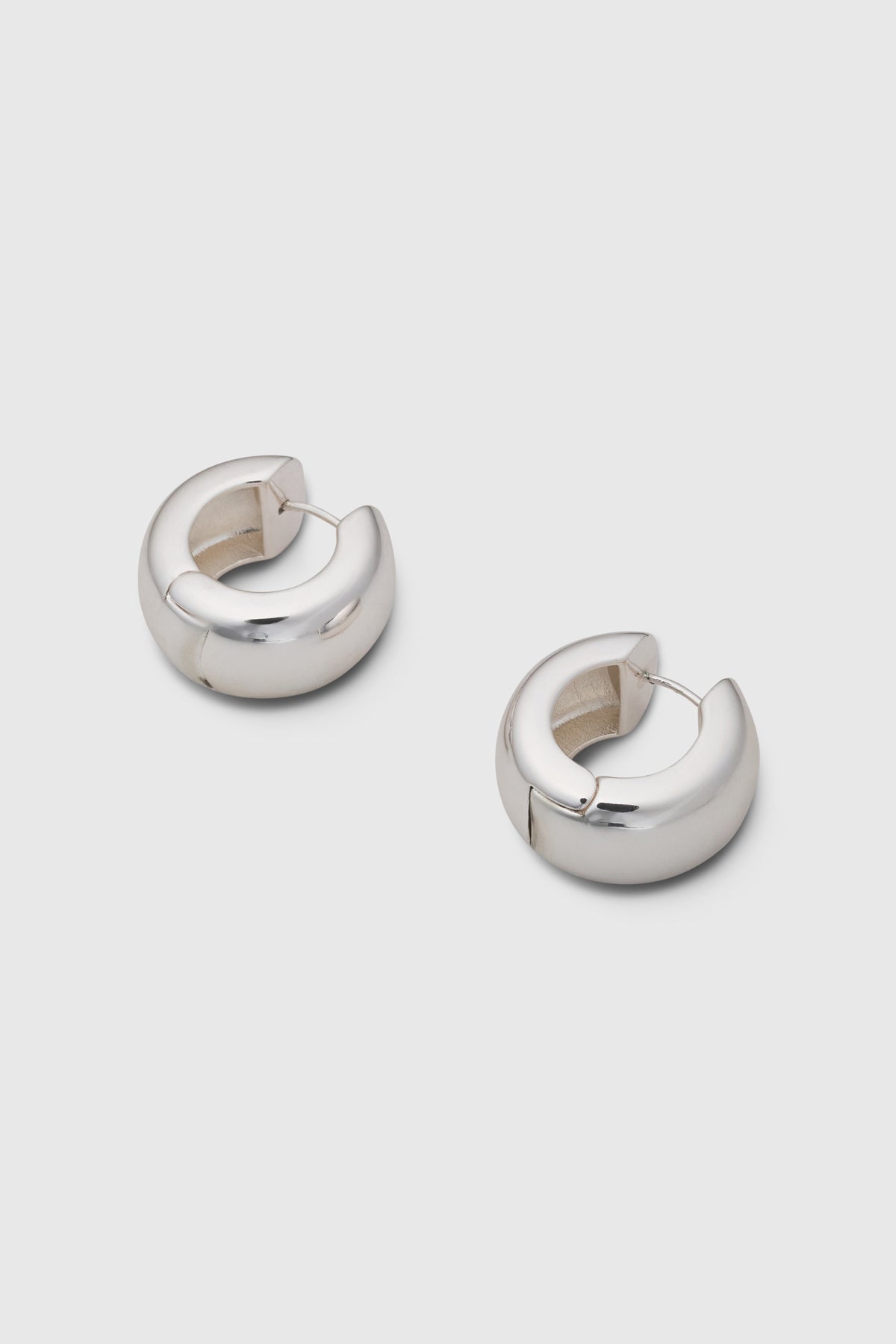 Ali Hoops