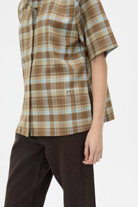 Close up view CAMILLA AND MARC Arian short-sleeve collared shirt in chocolate brown check.