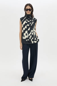 Front view CAMILLA AND MARC Asper Top in Navy print with sleeveless shell silhouette and high neckline.