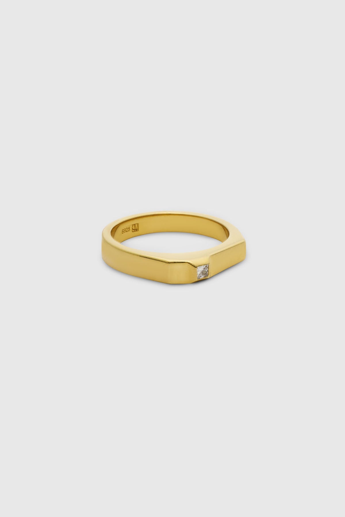 Bastian Ring