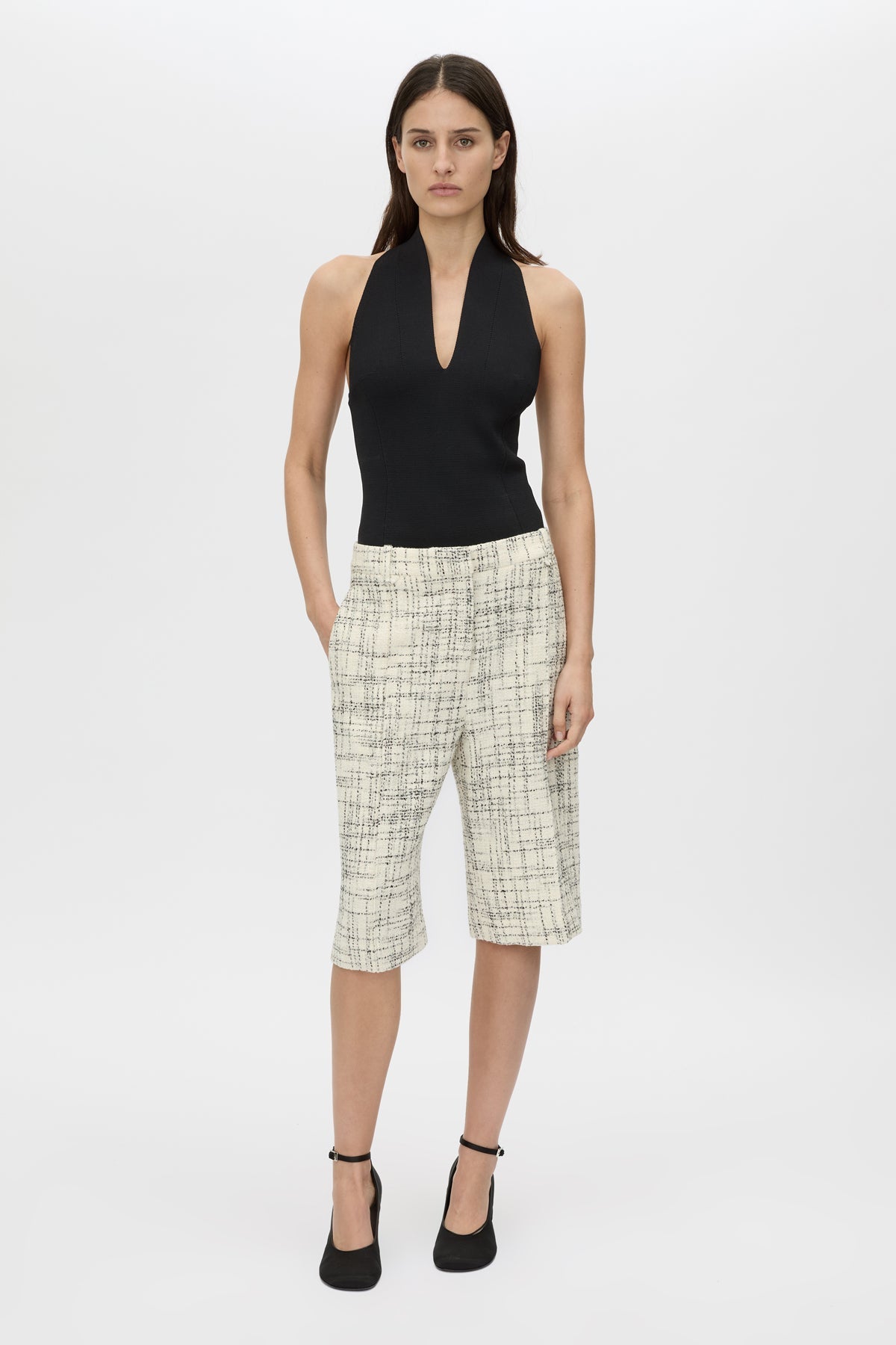 Corvina Short