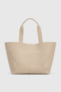 Ezra Tote