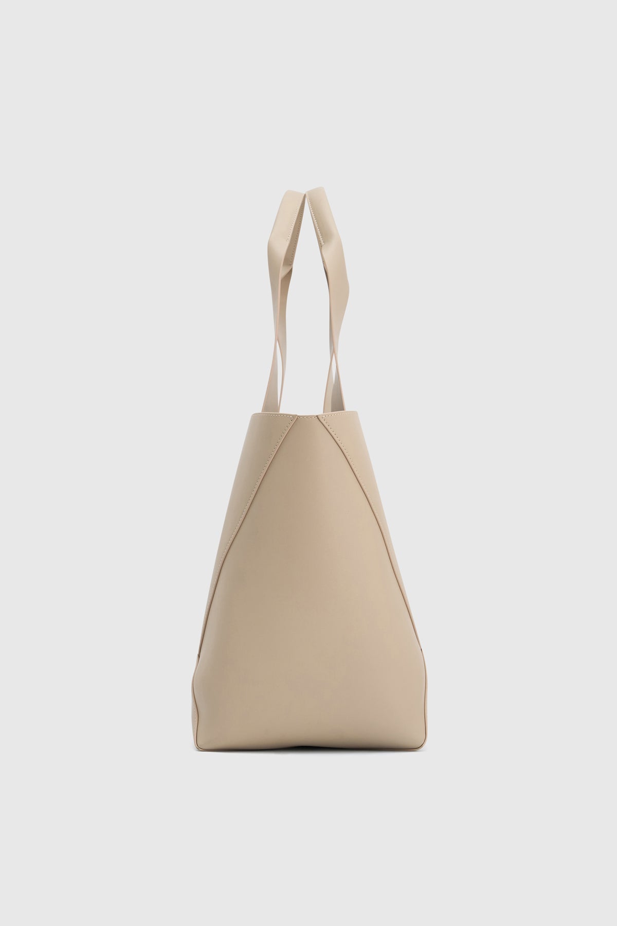 Ezra Tote