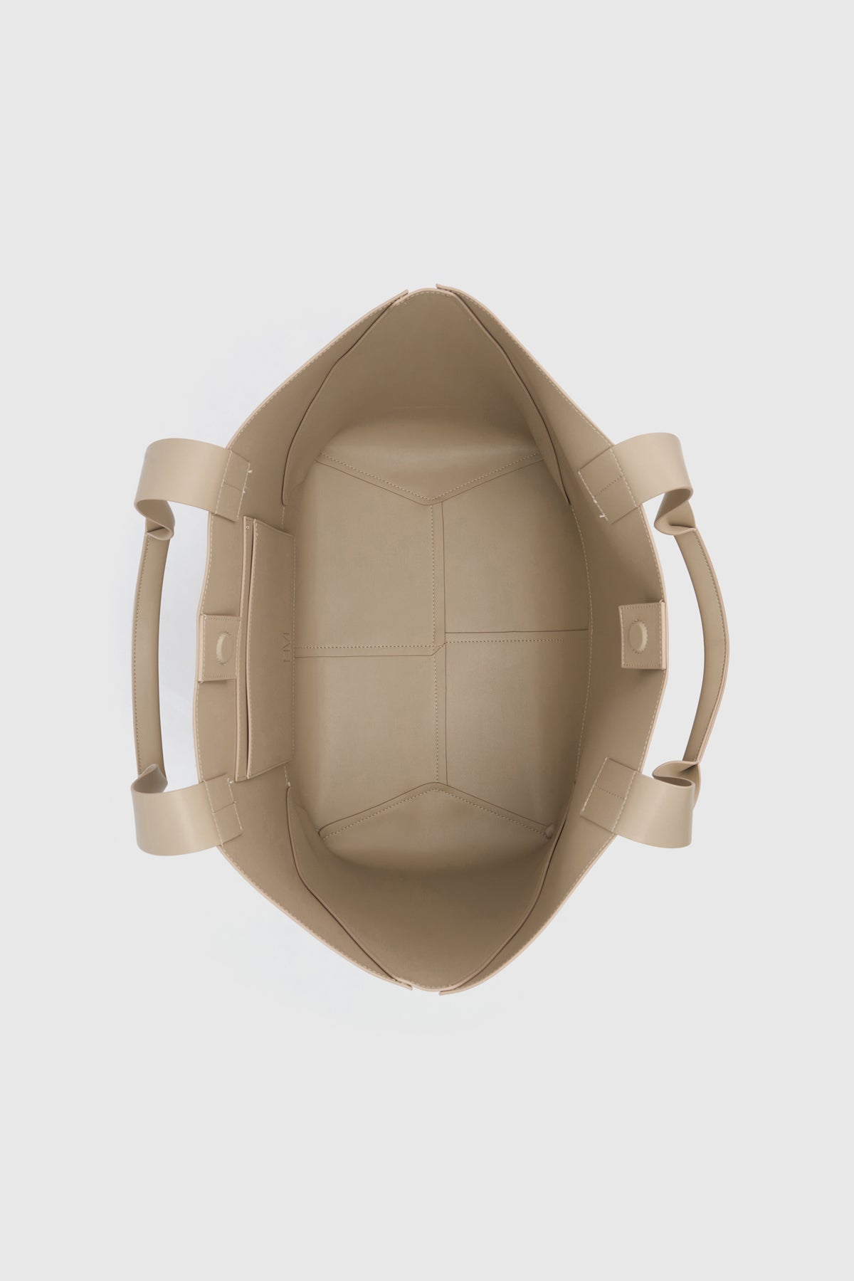 Ezra Tote