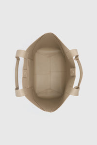 Ezra Tote