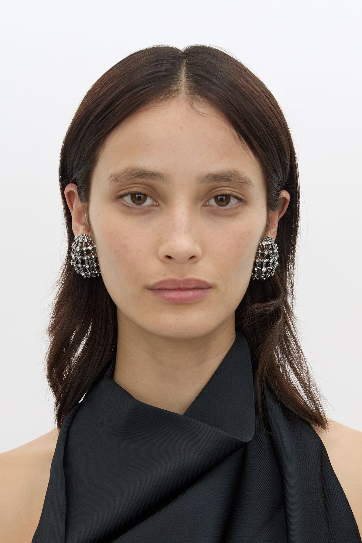 Front view CAMILLA AND MARC Jurien Cage Earrings in Silver with rhodium‑plated oval cage design.