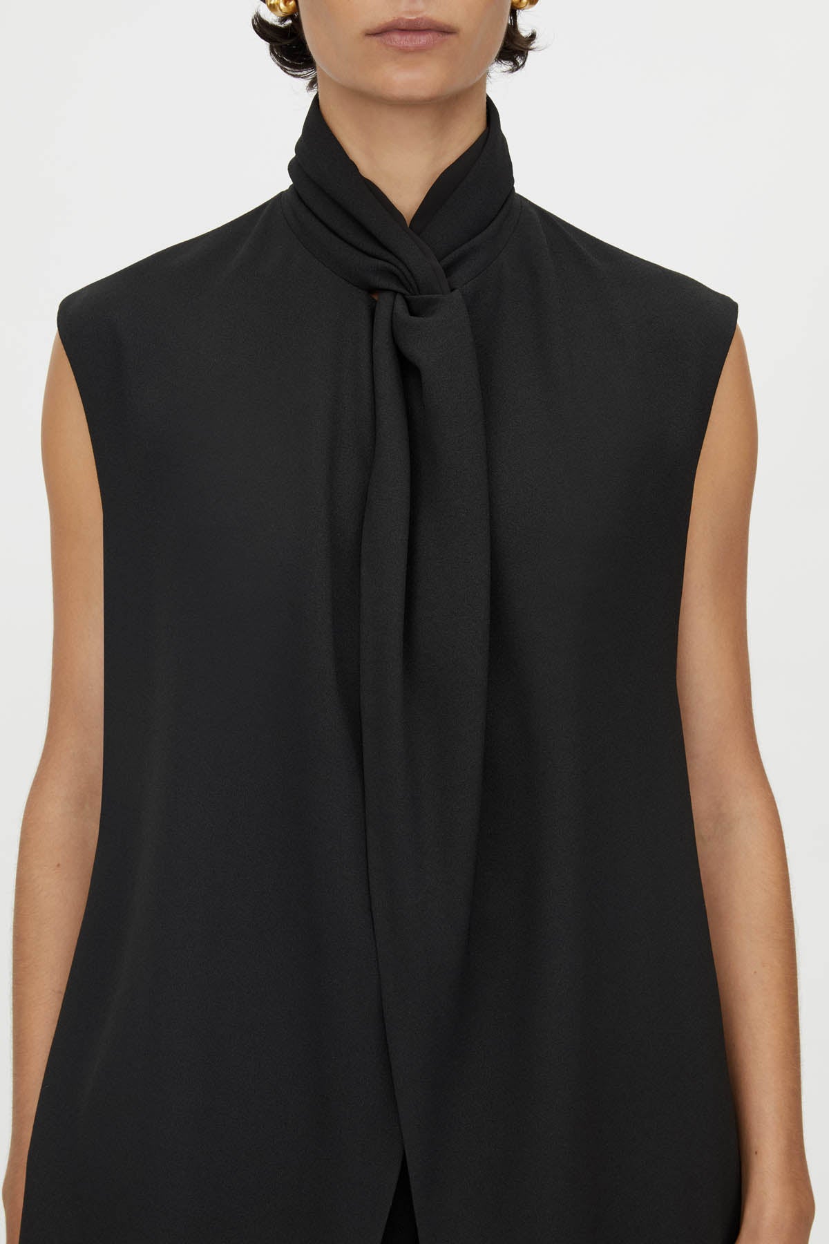 Oriole Twist Neck Top