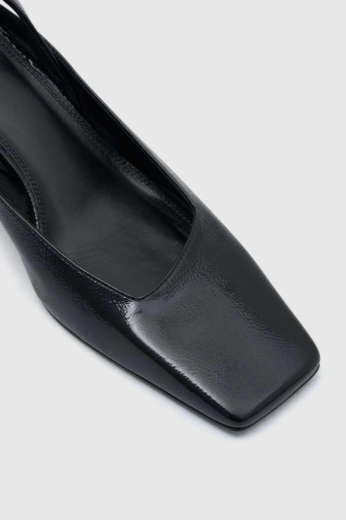 Sara Kitten Heel