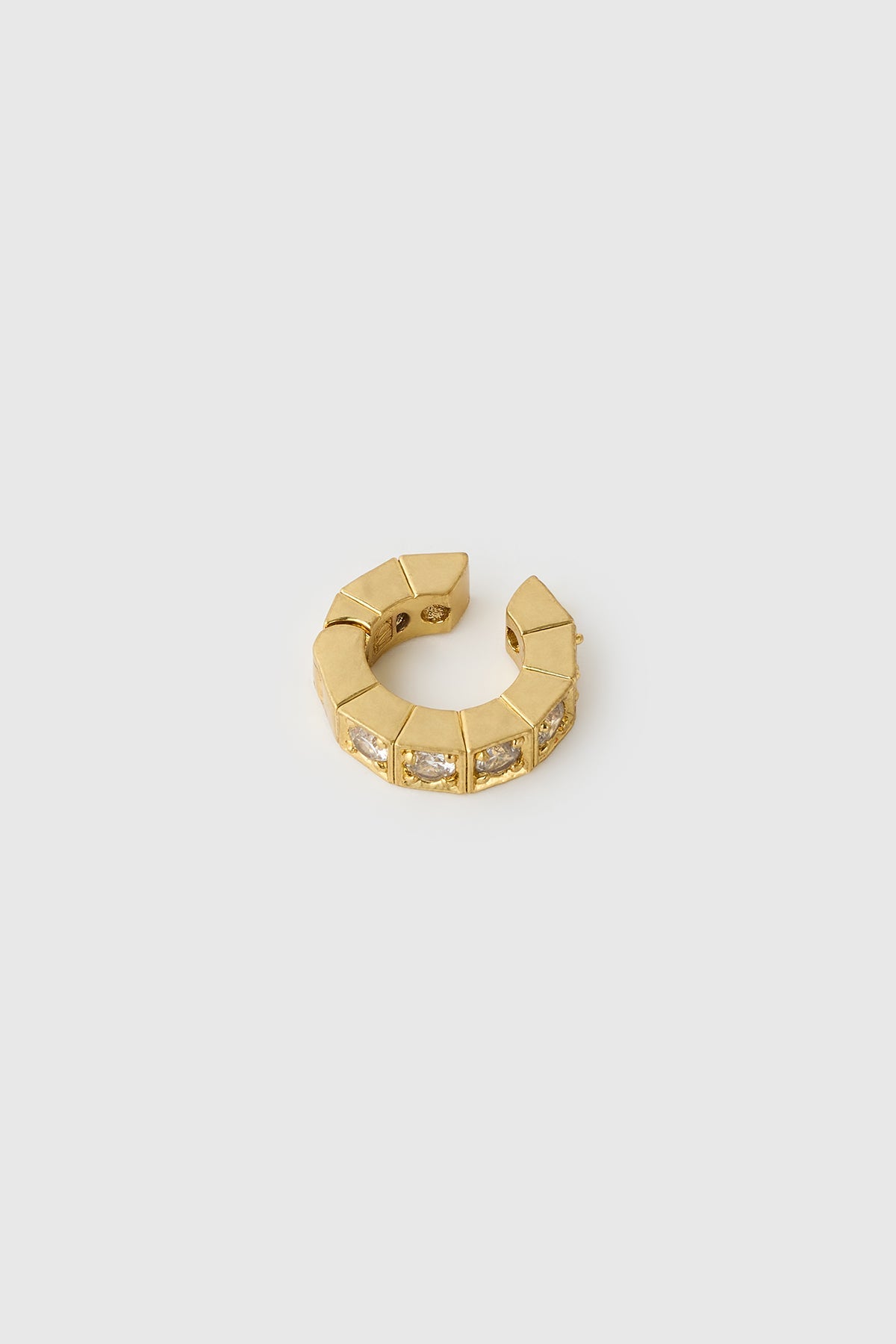 Three-quarter view CAMILLA AND MARC Sloane Ear Cuff in 18k gold plating.