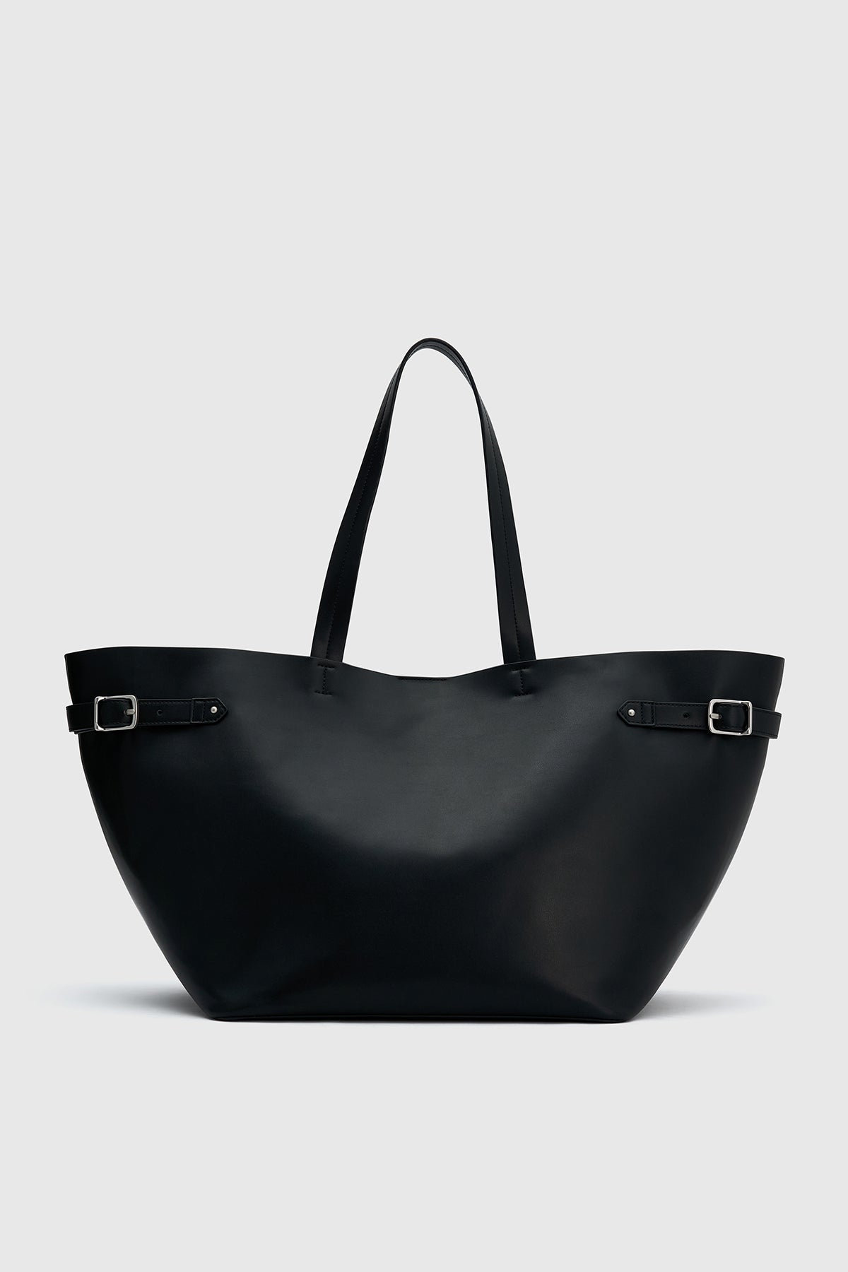 Willa Tote